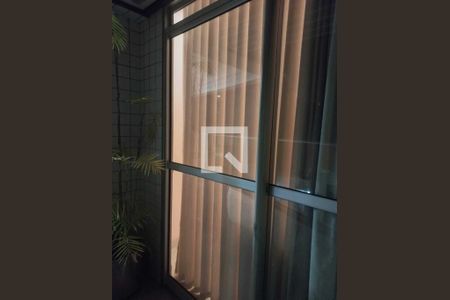 Apartamento à venda com 247m², 4 quartos e 4 vagas
