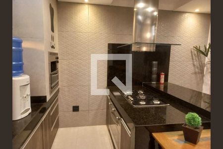 Apartamento à venda com 247m², 4 quartos e 4 vagas