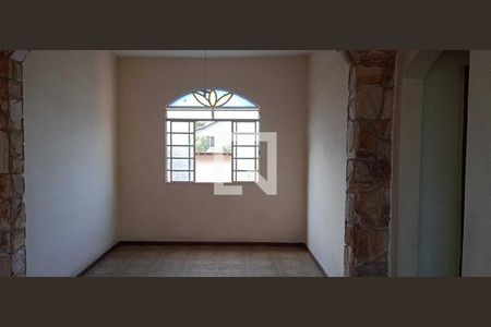 Casa à venda com 3 quartos, 311m² em Santa Rosa, Belo Horizonte