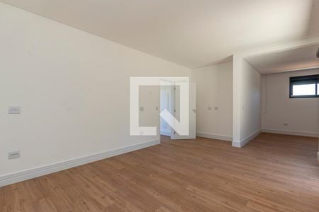 Casa de condomínio à venda com 344m², 4 quartos e 3 vagasSuíte master