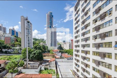 Apartamento para alugar com 75m², 2 quartos e 1 vagaSuíte 1
