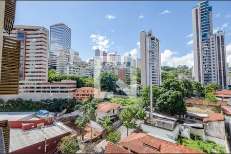Apartamento para alugar com 75m², 2 quartos e 1 vagaSuíte 1