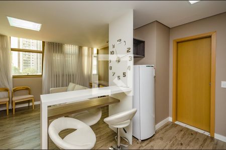 Apartamento para alugar com 75m², 2 quartos e 1 vagaCozinha