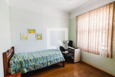 Casa à venda com 210m², 4 quartos e 2 vagasQuarto 4