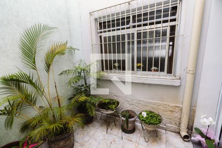 Casa à venda com 210m², 4 quartos e 2 vagasQuintal