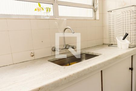 Casa à venda com 210m², 4 quartos e 2 vagasCozinha Pia