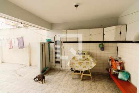 Casa à venda com 210m², 4 quartos e 2 vagasLavanderia