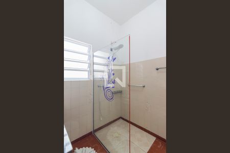 Casa à venda com 277m², 3 quartos e 2 vagas Casa à venda com 277m², 3 quartos e 2 vagasBanheiro