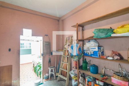 Casa à venda com 277m², 3 quartos e 2 vagas Casa à venda com 277m², 3 quartos e 2 vagasQuarto de Serviço