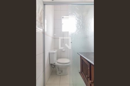 Casa à venda com 277m², 3 quartos e 2 vagas Casa à venda com 277m², 3 quartos e 2 vagasBanheiro Casa 2