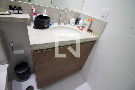 Apartamento à venda com 70m², 2 quartos e 1 vagaQuarto 2 - Banheiro