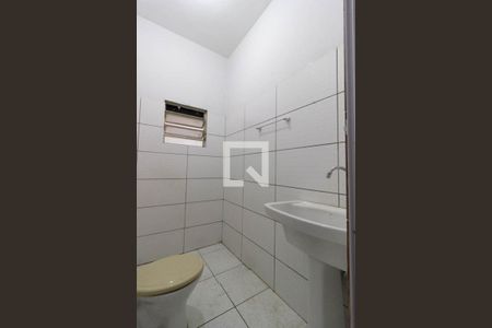 Banheiro de casa para alugar com 1 quarto, 40m² em Jardim Peri, São Paulo