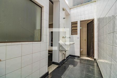 Casa à venda com 350m², 4 quartos e 2 vagasÁrea de Serviço