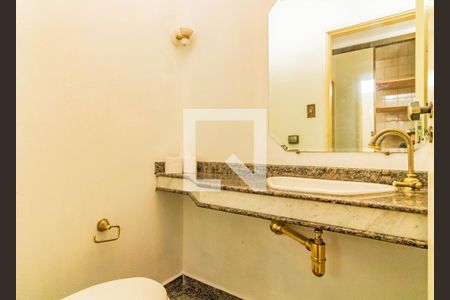 Casa à venda com 350m², 4 quartos e 2 vagasLavabo