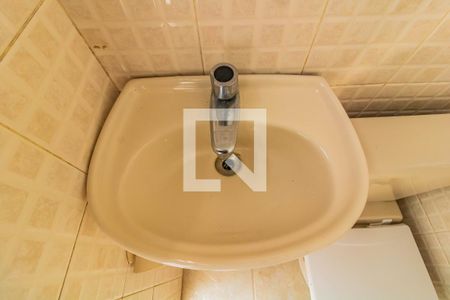 Casa à venda com 350m², 4 quartos e 2 vagasDetalhe do banheiro