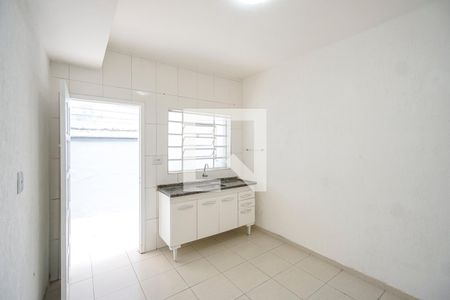Casa para alugar com 70m², 2 quartos e sem vaga Casa para alugar com 70m², 2 quartos e sem vagaCozinha