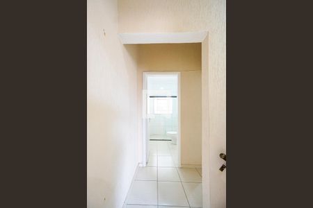 Casa para alugar com 70m², 2 quartos e sem vaga Casa para alugar com 70m², 2 quartos e sem vagaHall dos quartos
