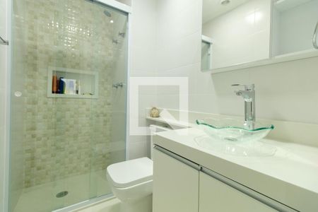 Banheiro de apartamento à venda com 2 quartos, 62m² em Vila Matilde, São Paulo