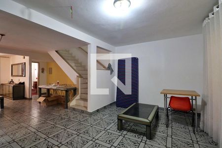 Sala de casa para alugar com 3 quartos, 248m² em Campestre, Santo André