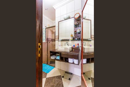 Casa à venda com 145m², 3 quartos e 2 vagas Casa à venda com 145m², 3 quartos e 2 vagasBanheiro da Suite