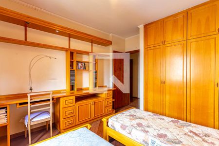 Apartamento à venda com 173m², 3 quartos e 2 vagasQuarto 1