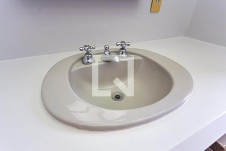 Apartamento à venda com 173m², 3 quartos e 2 vagasDetalhe do Banheiro da Suite