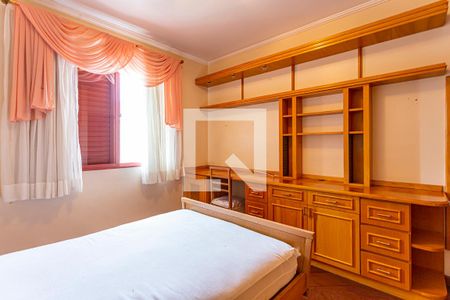 Apartamento à venda com 173m², 3 quartos e 2 vagasQuarto 2