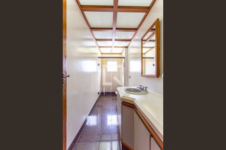 Apartamento à venda com 173m², 3 quartos e 2 vagasBanheiro