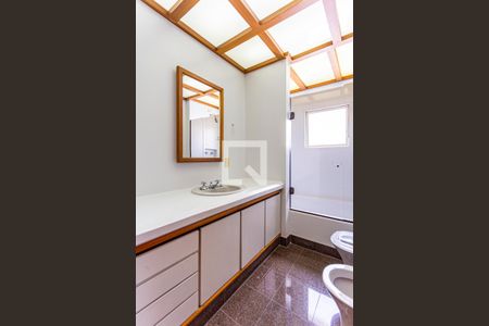 Apartamento à venda com 173m², 3 quartos e 2 vagasBanheiro da Suite