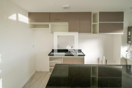 Apartamento para alugar com 56m², 2 quartos e 1 vaga Apartamento para alugar com 56m², 2 quartos e 1 vagaCozinha e Área de Serviço