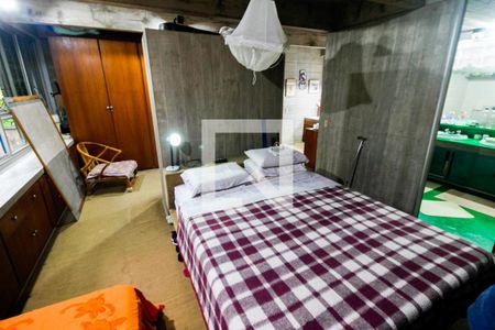 Casa à venda com 400m², 5 quartos e 5 vagasSuite 