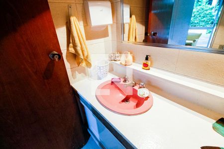 Casa à venda com 400m², 5 quartos e 5 vagasLavabo