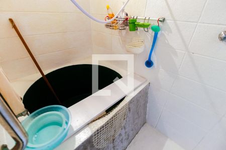 Casa à venda com 400m², 5 quartos e 5 vagasBanheiro da Suíte - detalhes