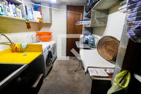 Casa à venda com 400m², 5 quartos e 5 vagasÁrea de Serviço