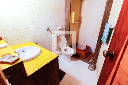 Casa à venda com 400m², 5 quartos e 5 vagasBanheiro serviço