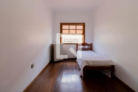 Casa à venda com 186m², 3 quartos e 3 vagas Casa à venda com 186m², 3 quartos e 3 vagasQuarto 2