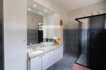 Casa à venda com 186m², 3 quartos e 3 vagas Casa à venda com 186m², 3 quartos e 3 vagasBanheiro da Suíte