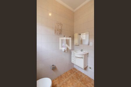 Casa à venda com 186m², 3 quartos e 3 vagas Casa à venda com 186m², 3 quartos e 3 vagasBanheiro