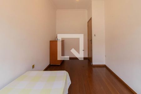 Casa à venda com 186m², 3 quartos e 3 vagas Casa à venda com 186m², 3 quartos e 3 vagasQuarto 3