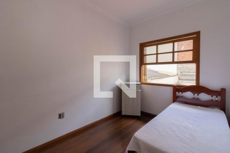 Casa à venda com 186m², 3 quartos e 3 vagas Casa à venda com 186m², 3 quartos e 3 vagasQuarto 2