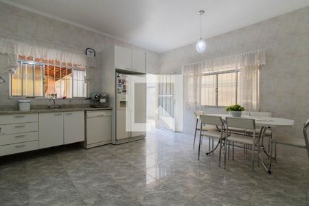 Casa à venda com 186m², 3 quartos e 3 vagas Casa à venda com 186m², 3 quartos e 3 vagasCozinha