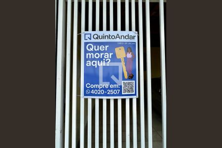 Casa à venda com 186m², 3 quartos e 3 vagas Casa à venda com 186m², 3 quartos e 3 vagasPlaca