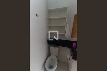 Banheiro de apartamento para alugar com 1 quarto, 30m² em Vila Constança, São Paulo