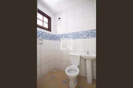 Banheiro de casa para alugar com 1 quarto, 35m² em Novo Osasco, Osasco