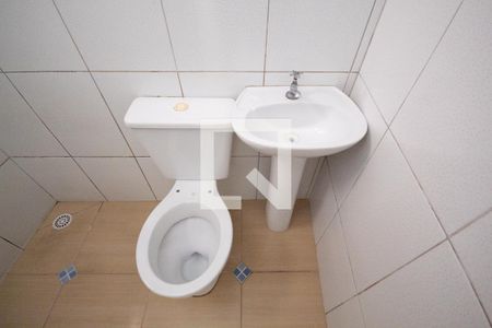 Banheiro de casa para alugar com 1 quarto, 35m² em Novo Osasco, Osasco