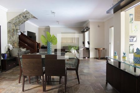 Sala de casa para alugar com 3 quartos, 356m² em Cidade Universitária, Campinas