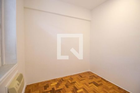 Quarto 1 de apartamento à venda com 3 quartos, 100m² em Leblon, Rio de Janeiro