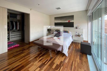 Casa à venda com 390m², 3 quartos e 6 vagas Casa à venda com 390m², 3 quartos e 6 vagasSuíte 3