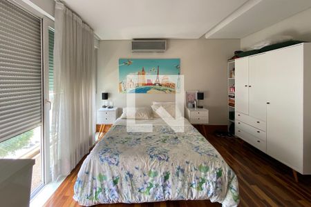 Suíte 1 de casa à venda com 3 quartos, 390m² em Olímpico, São Caetano do Sul