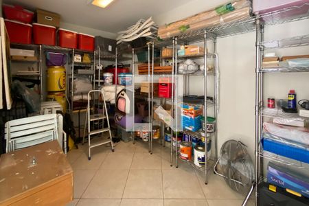 Casa à venda com 390m², 3 quartos e 6 vagas Casa à venda com 390m², 3 quartos e 6 vagasDespensa